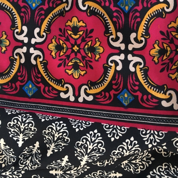 Yumi Black White Ikat Dress Border Print Tie Neck - Picture 9 of 16